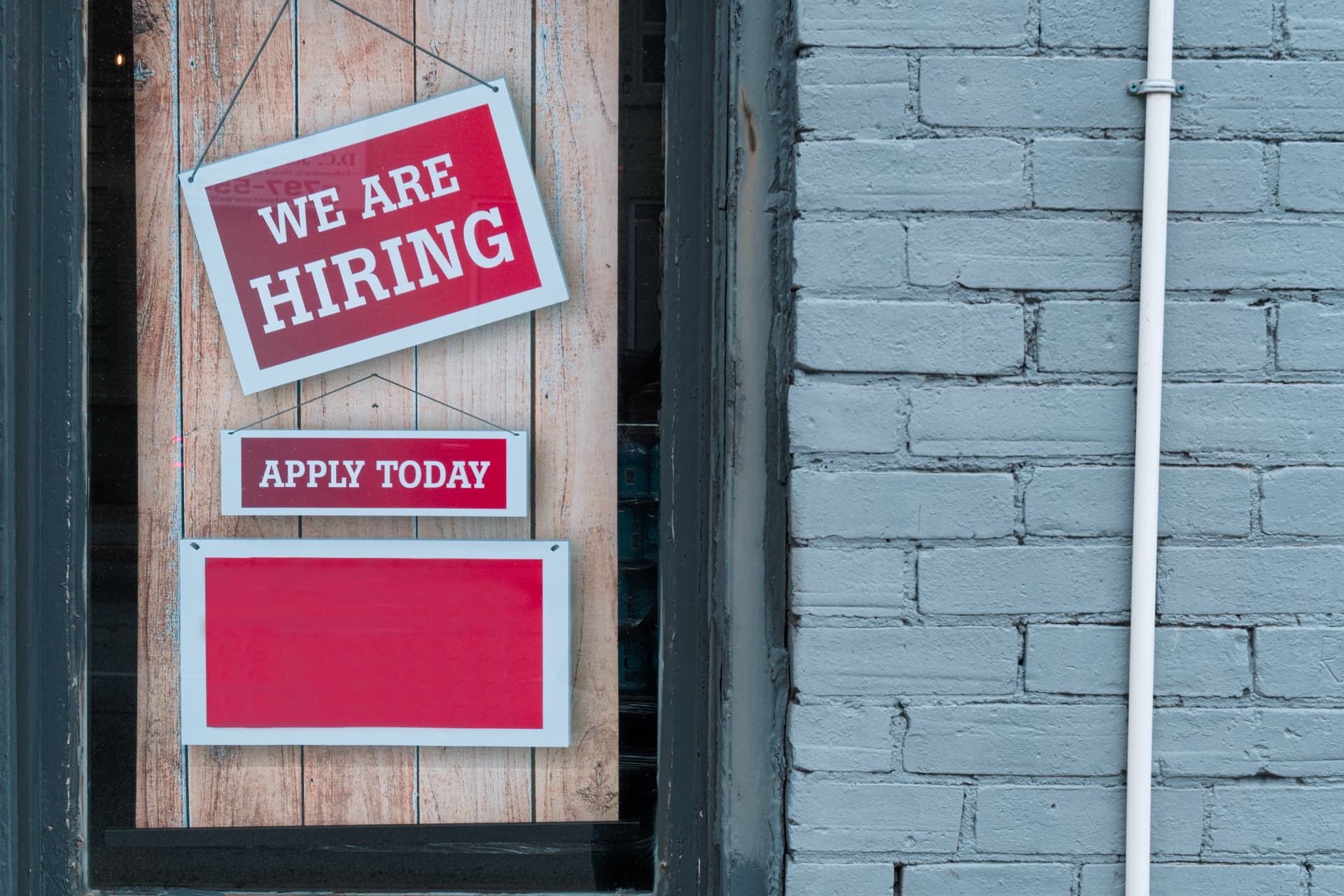 (CLOSED) IT OPERATIONS & INFRASTRUCTURE OFFICER for the anticipated Life-saving Facility and Community-based Service Delivery Support for Tuberculosis (FCSDS) FULL-TIME STAFF